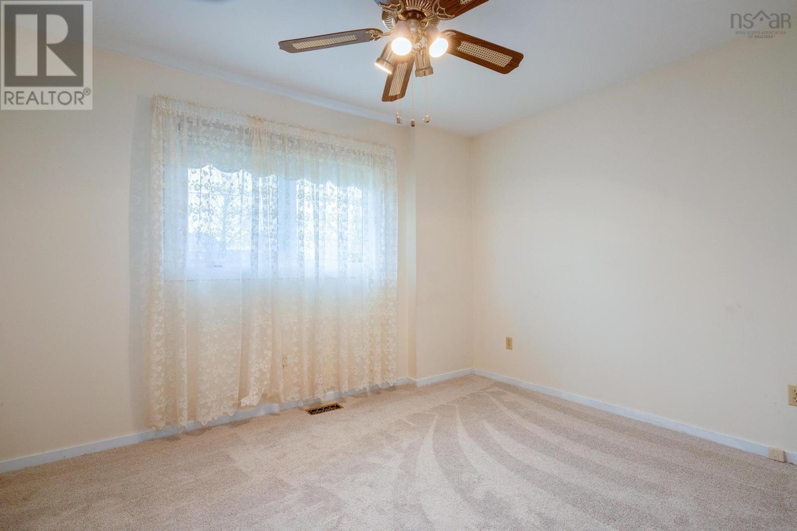 20 Aspen Way Crescent, Dartmouth, Nova Scotia  B2V 1H8 - Photo 13 - 202406165