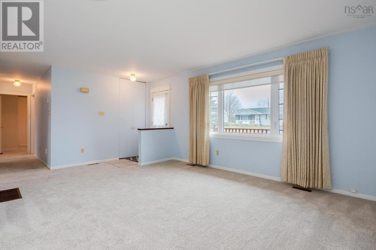 20 Aspen Way Crescent, Dartmouth, Nova Scotia  B2V 1H8 - Photo 5 - 202406165