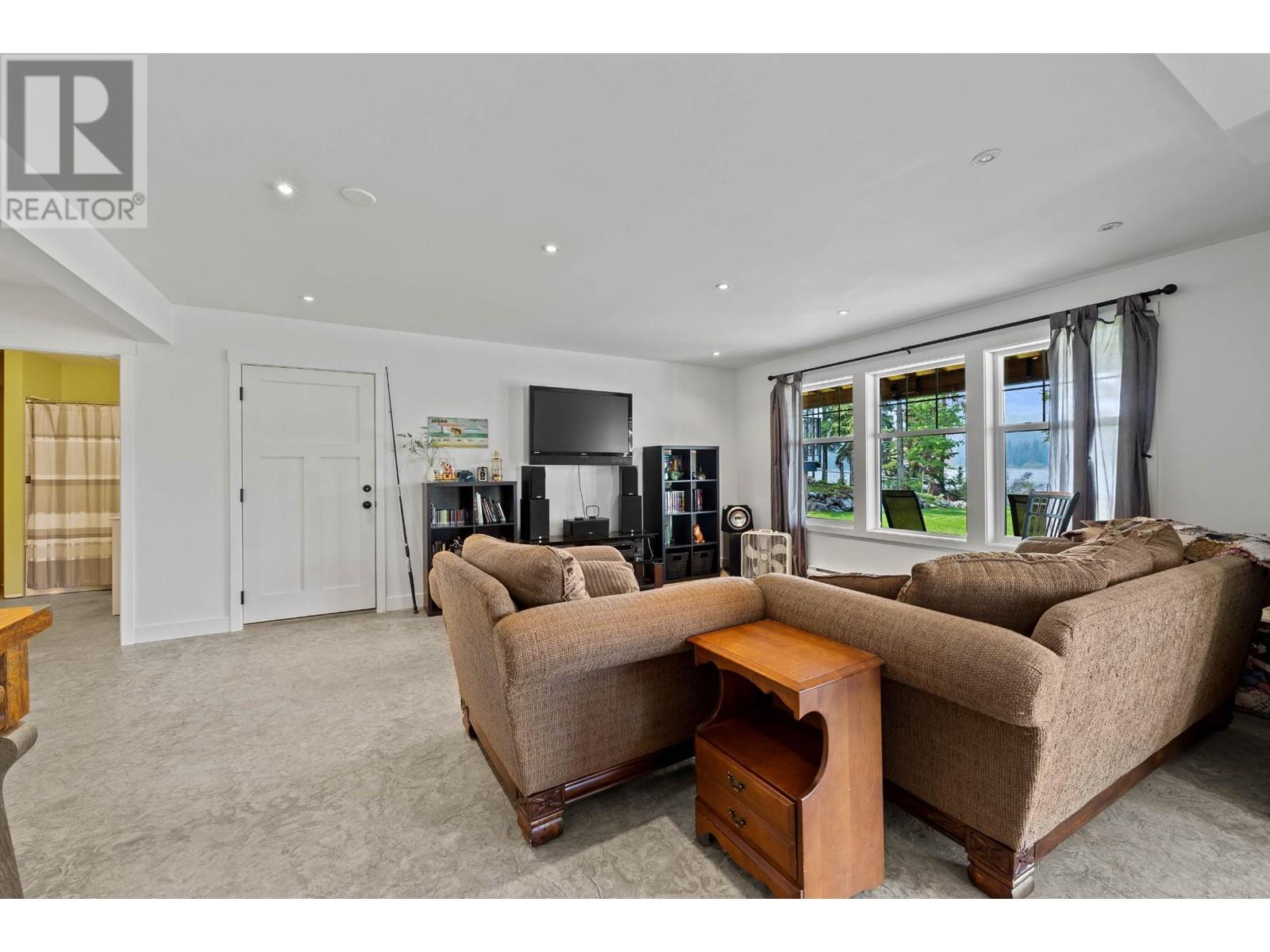 3461 Red Lake Drive, Kamloops, British Columbia   - Photo 26 - 177590