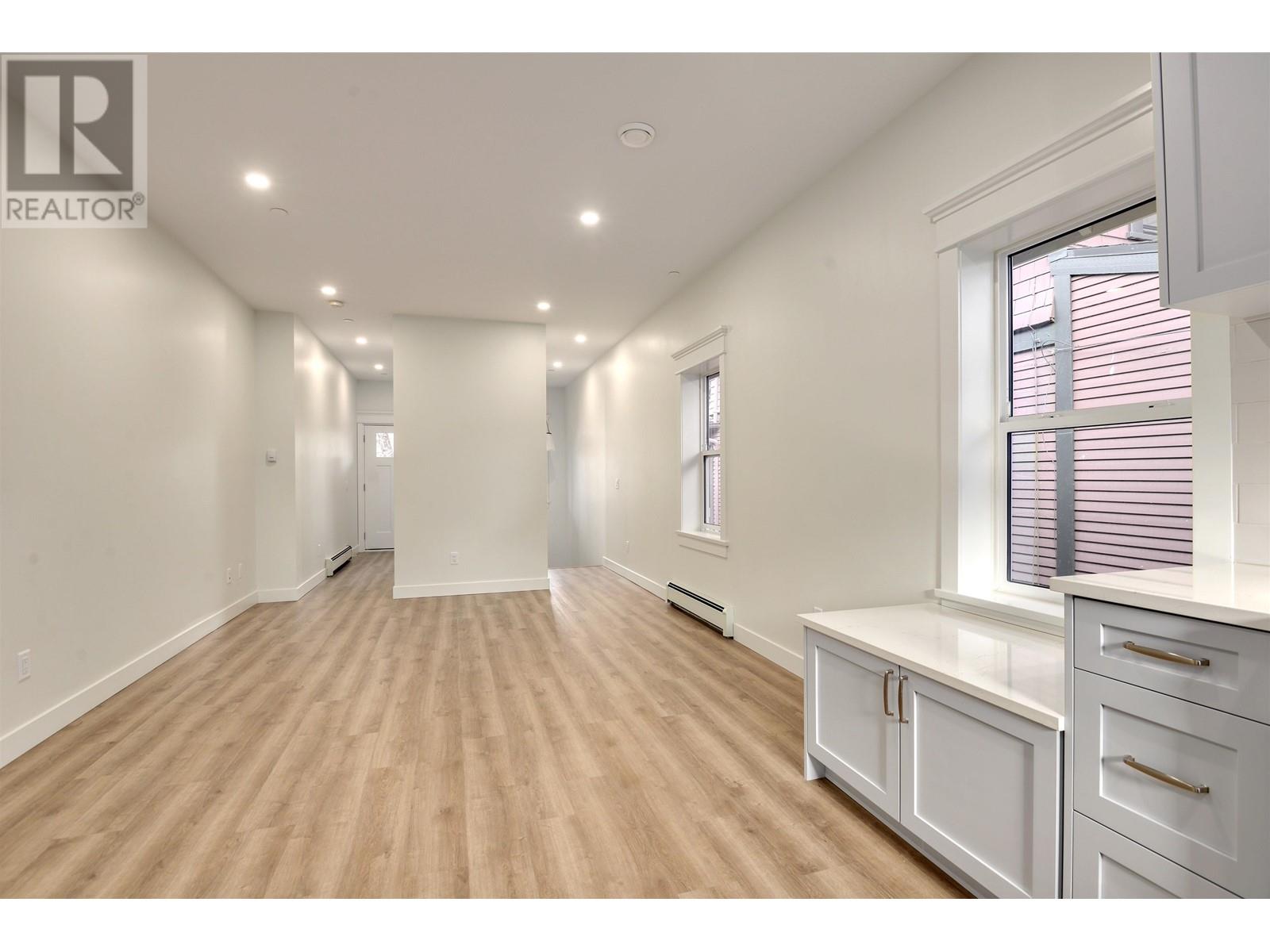 1938 Graveley Street, Vancouver, British Columbia  V5L 3B4 - Photo 10 - R2866671
