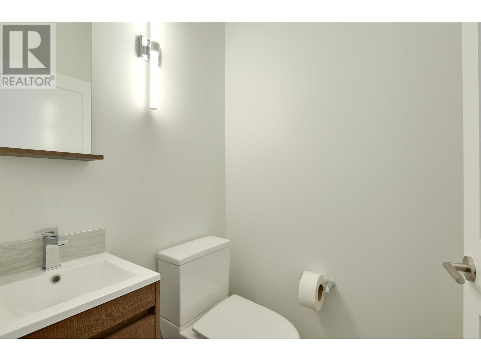 1938 Graveley Street, Vancouver, British Columbia  V5L 3B4 - Photo 13 - R2866671