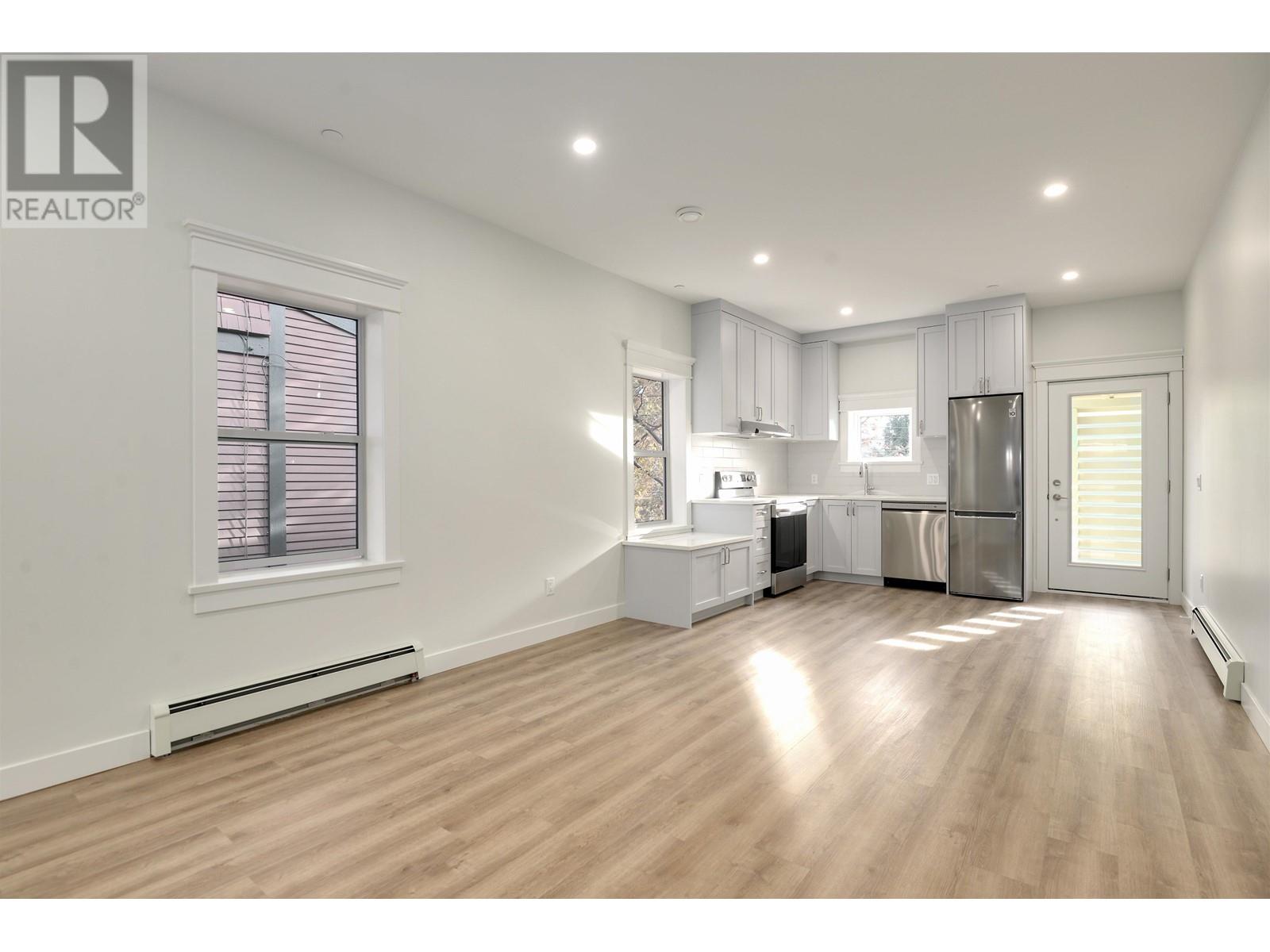 1938 Graveley Street, Vancouver, British Columbia  V5L 3B4 - Photo 5 - R2866671