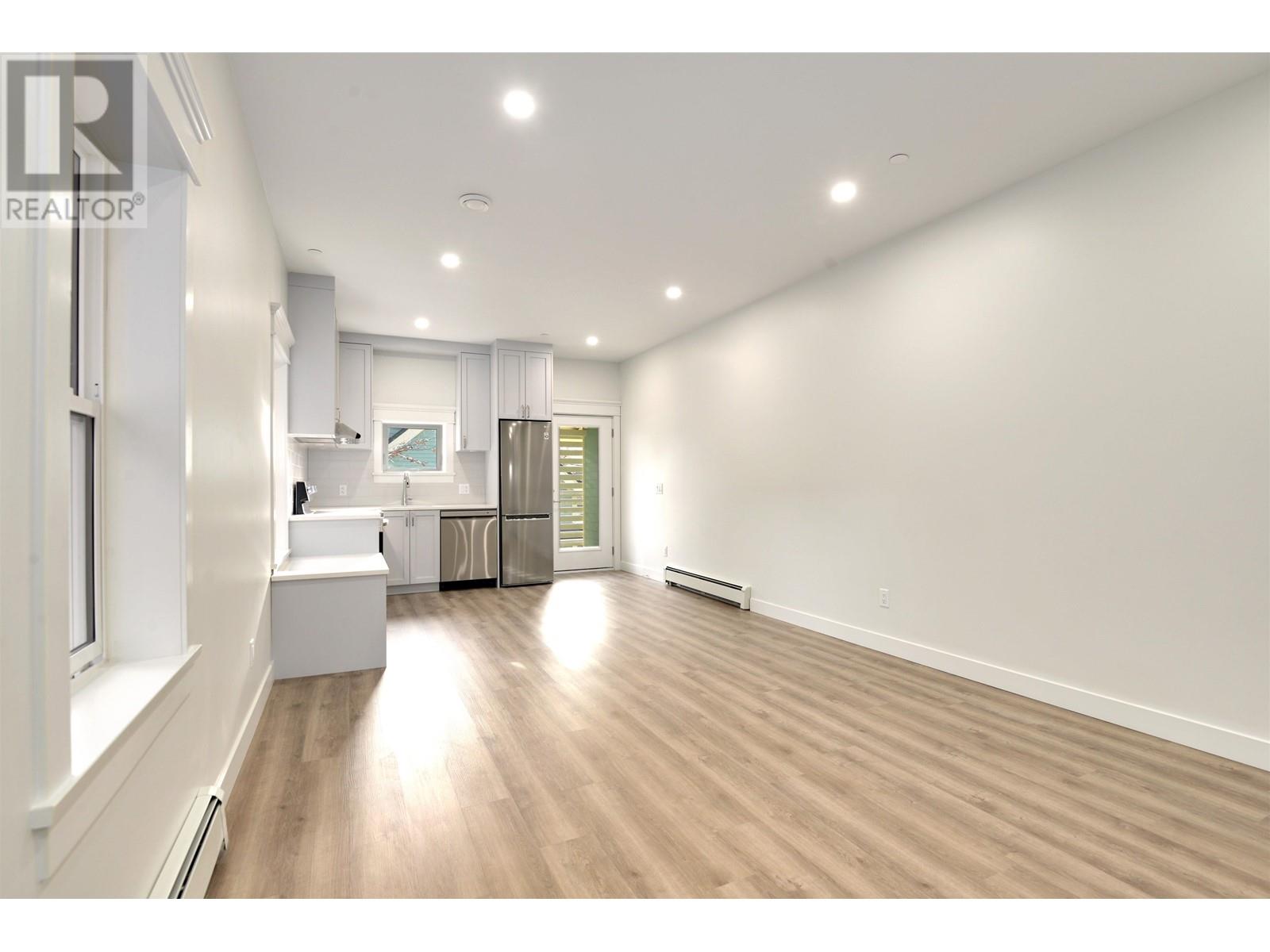 1938 Graveley Street, Vancouver, British Columbia  V5L 3B4 - Photo 7 - R2866671