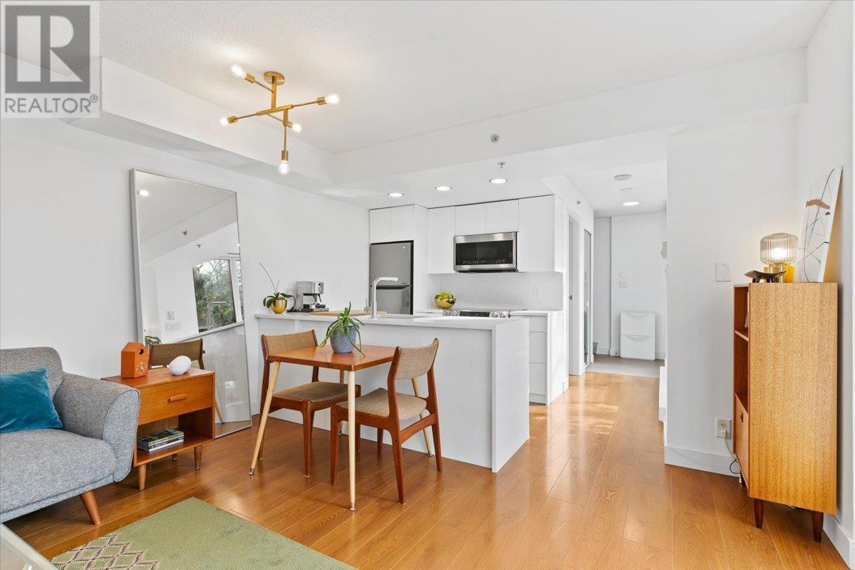37 Keefer Place, Vancouver, British Columbia  V6B 1P8 - Photo 2 - R2866720