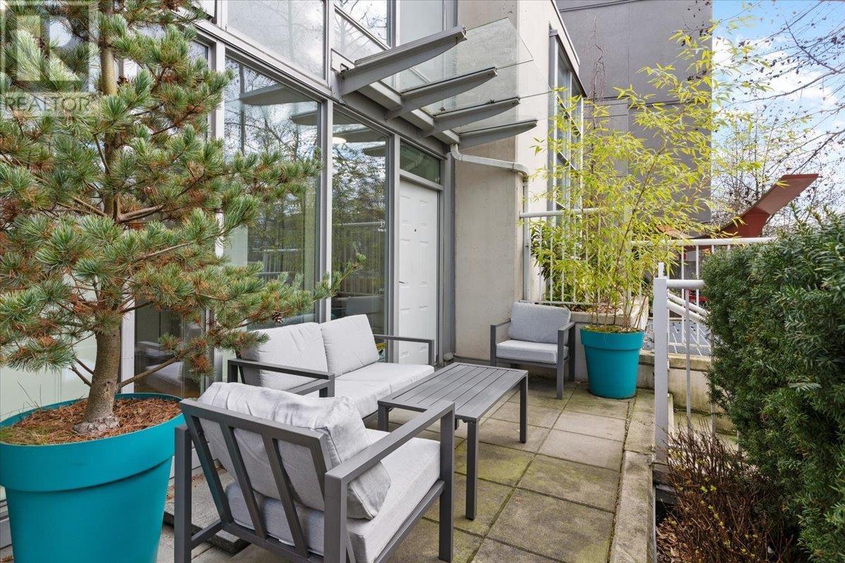 37 Keefer Place, Vancouver, British Columbia  V6B 1P8 - Photo 4 - R2866720