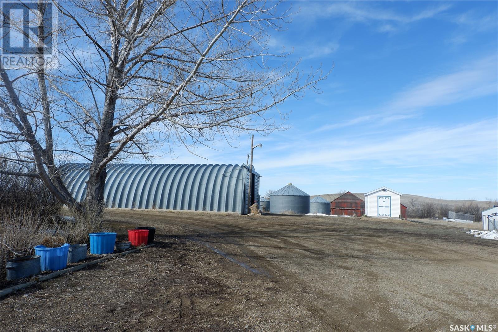 Mcdonald Acreage, Wise Creek Rm No. 77, Saskatchewan  S0N 0B0 - Photo 2 - SK964993