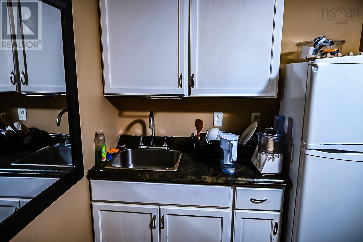 81 Reserve Street, Glace Bay, Nova Scotia  B1P 4W3 - Photo 24 - 202406215
