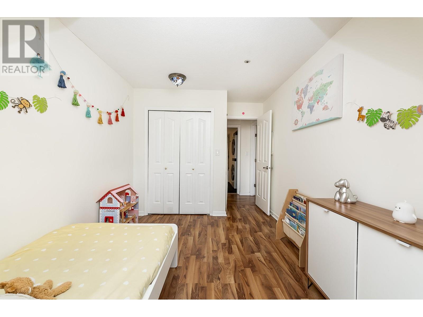 403 3668 Rae Avenue, Vancouver, British Columbia  V5R 6A7 - Photo 17 - R2866767