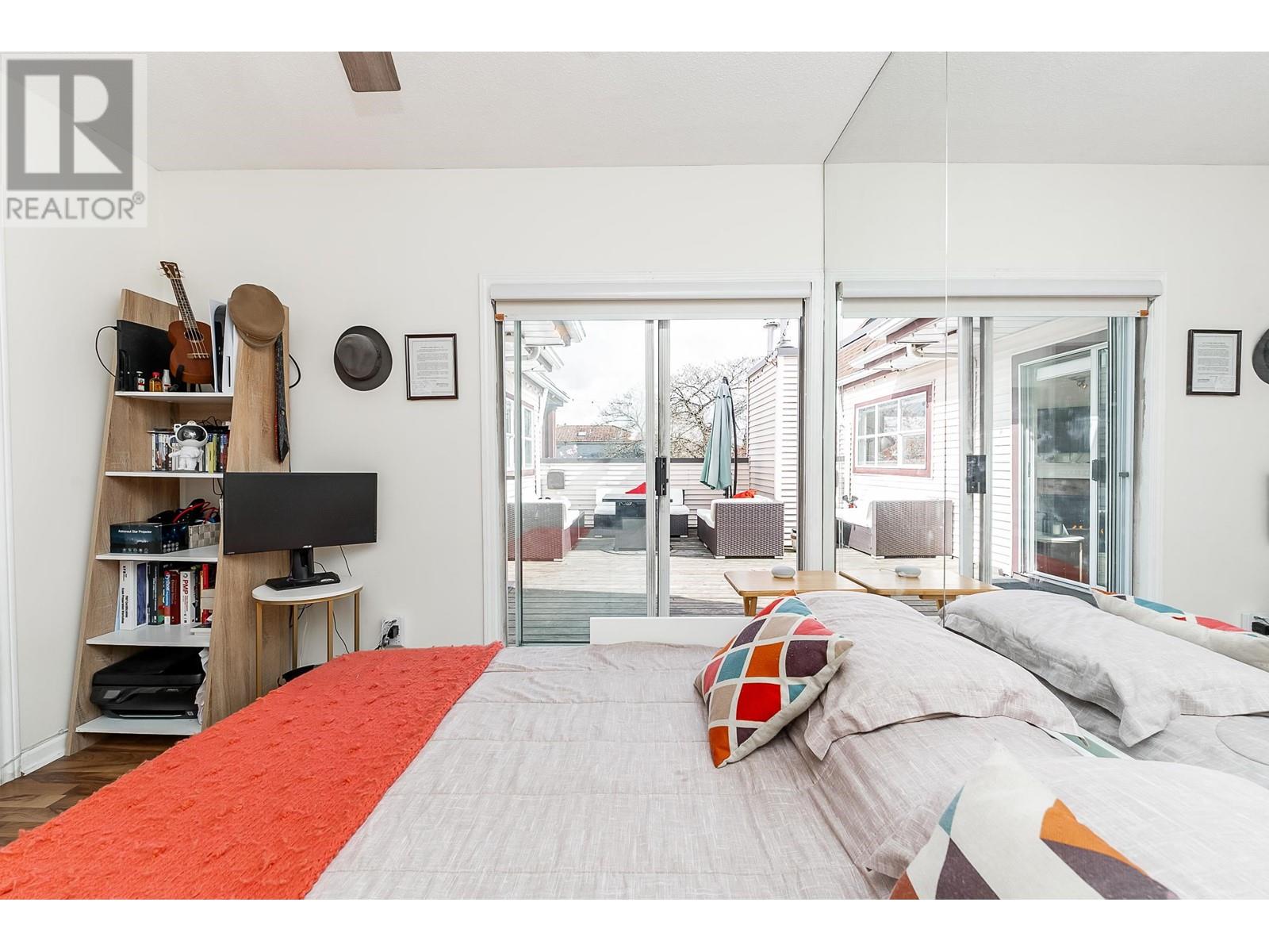 403 3668 Rae Avenue, Vancouver, British Columbia  V5R 6A7 - Photo 19 - R2866767
