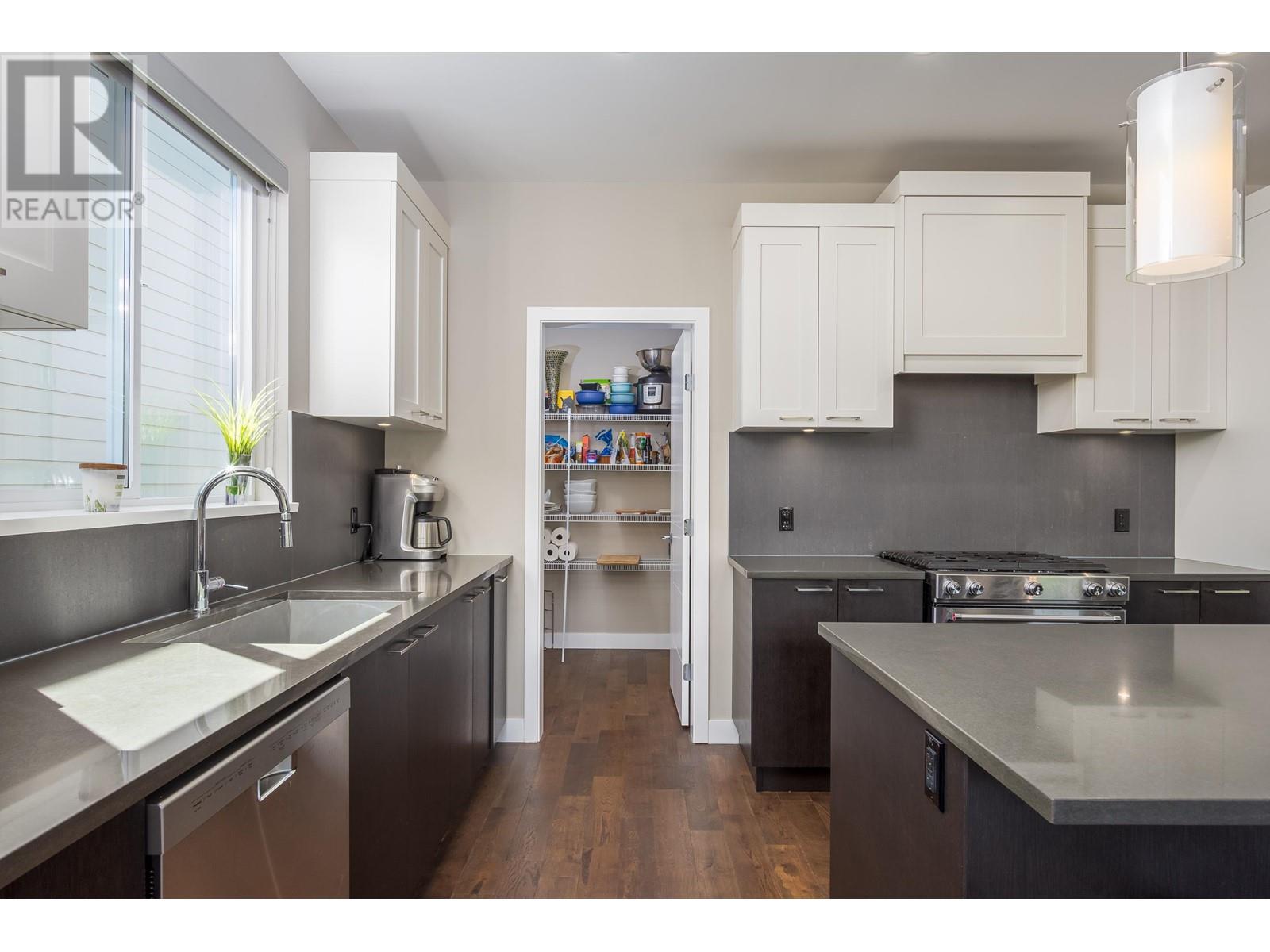 39279 Mockingbird Crescent, Squamish, British Columbia  V8B 0V8 - Photo 9 - R2866752