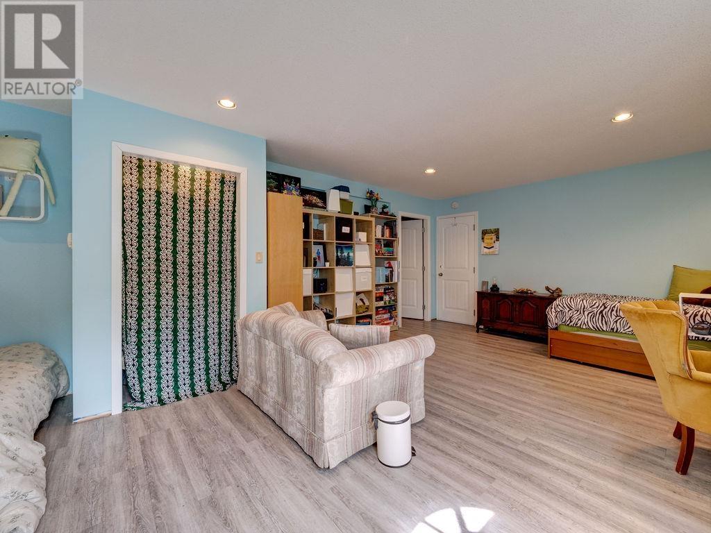 5606 Medusa Place, Sechelt, British Columbia  V0N 3A0 - Photo 26 - R2866759