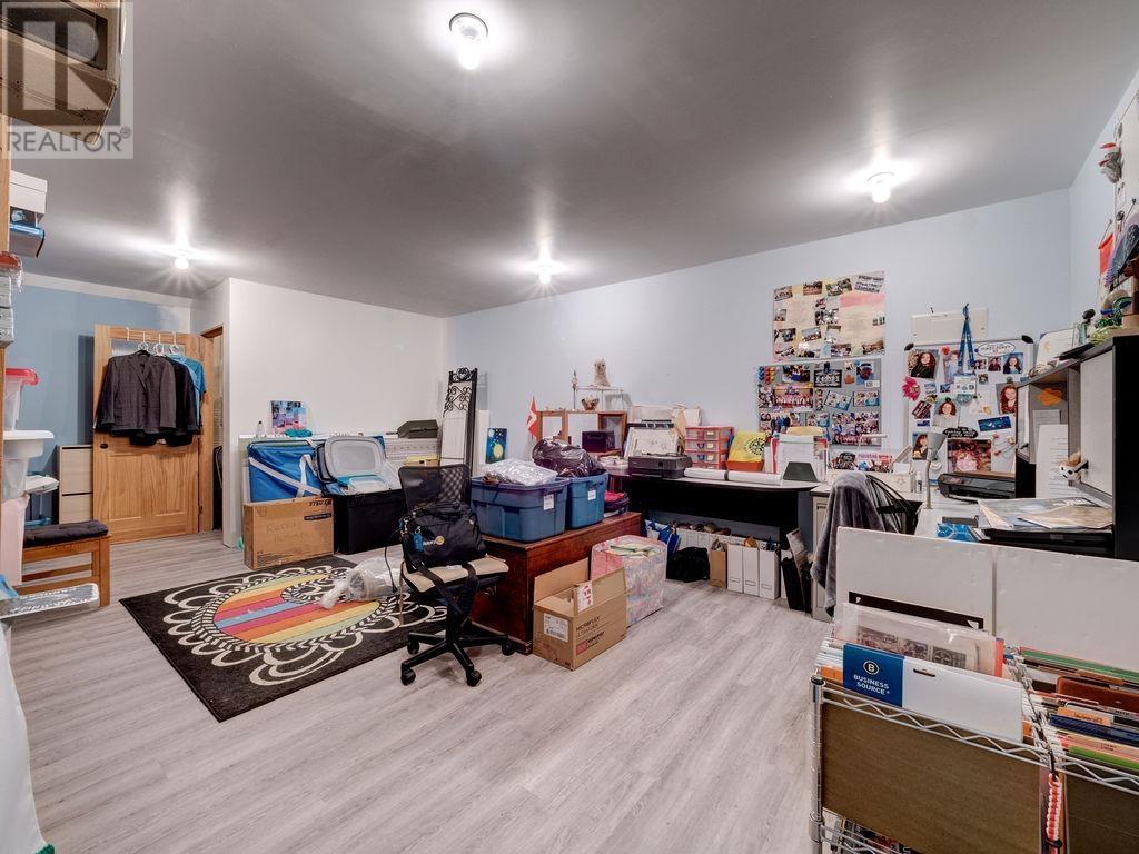 5606 Medusa Place, Sechelt, British Columbia  V0N 3A0 - Photo 35 - R2866759