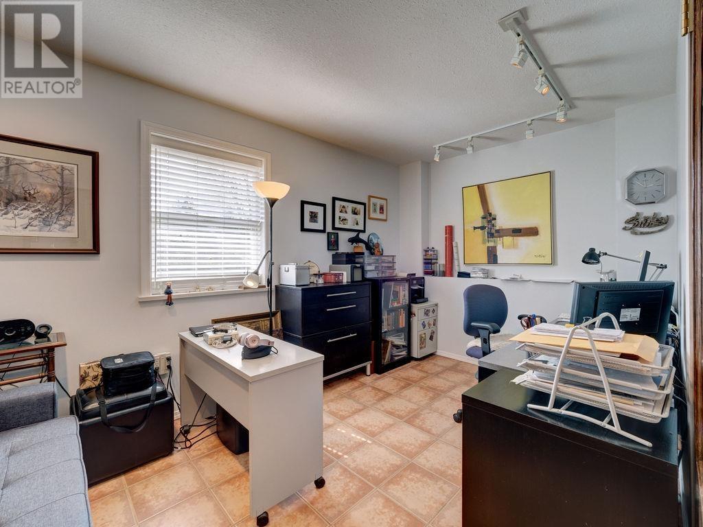 5606 Medusa Place, Sechelt, British Columbia V0N 3A0 (26708985