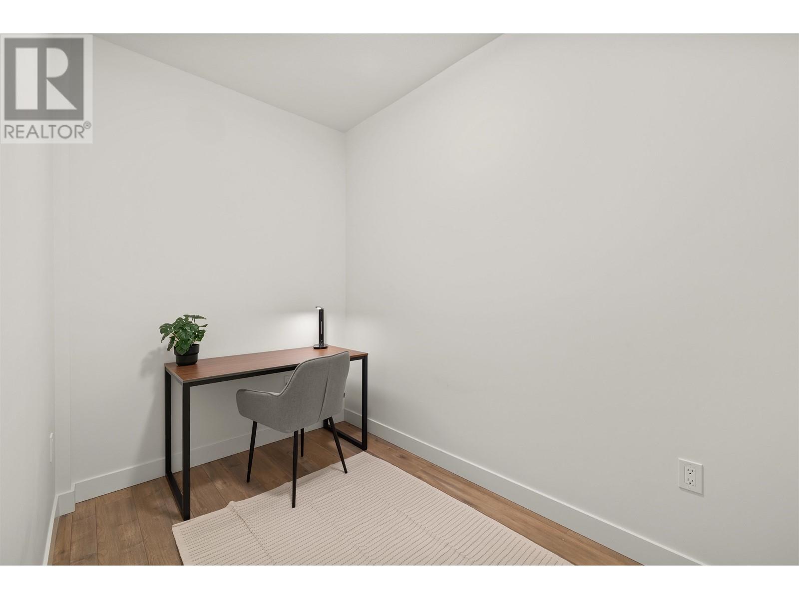 504 750 Dogwood Street, Coquitlam, British Columbia  V3J 0K6 - Photo 4 - R2866326
