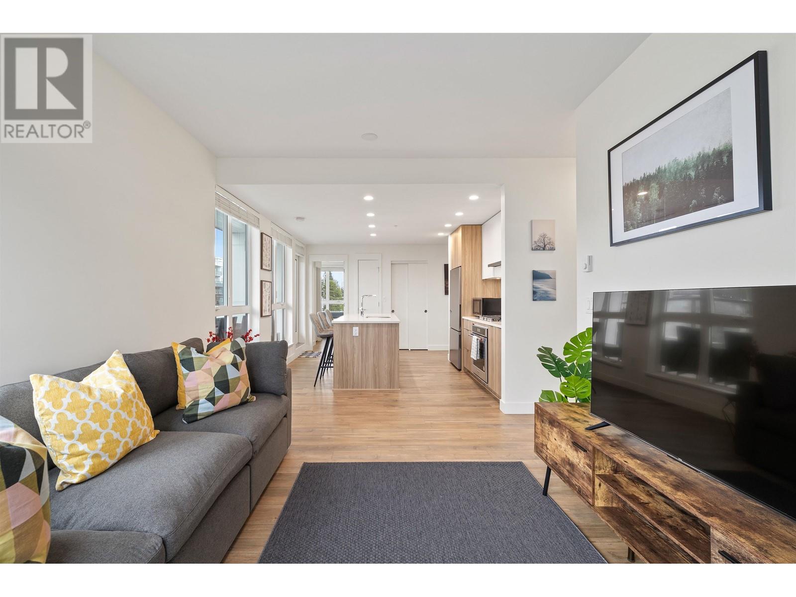 504 750 Dogwood Street, Coquitlam, British Columbia  V3J 0K6 - Photo 9 - R2866326