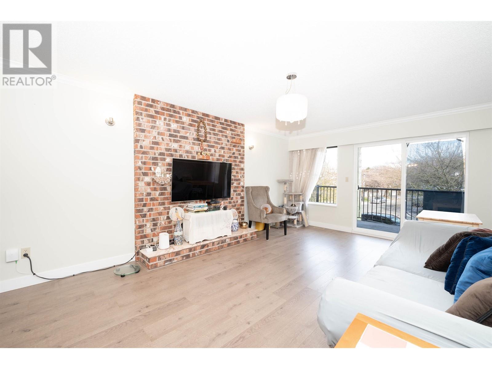 6211 Lynas Lane, Richmond, British Columbia  V7C 5A1 - Photo 3 - R2866398