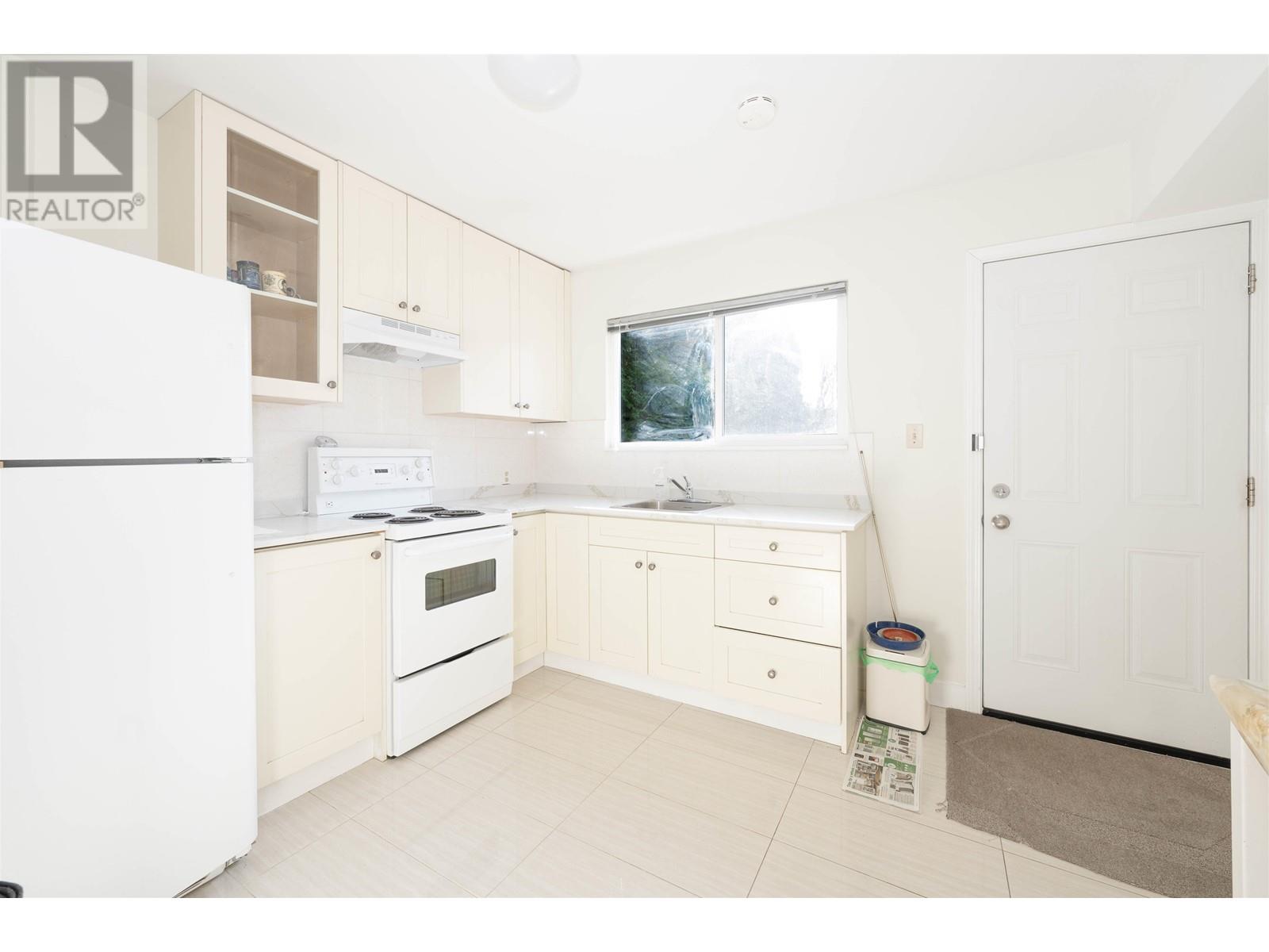 6211 Lynas Lane, Richmond, British Columbia  V7C 5A1 - Photo 13 - R2866398