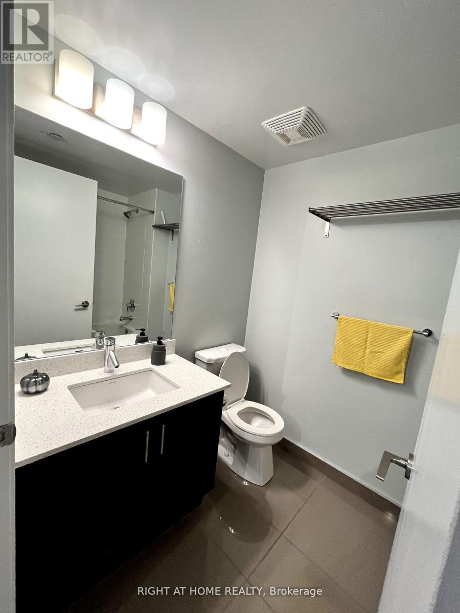 2212 Lake Shore Boulevard, Toronto, 1 Bedroom Bedrooms, ,1 BathroomBathrooms,Single Family,For Rent,Lake Shore,W8205456