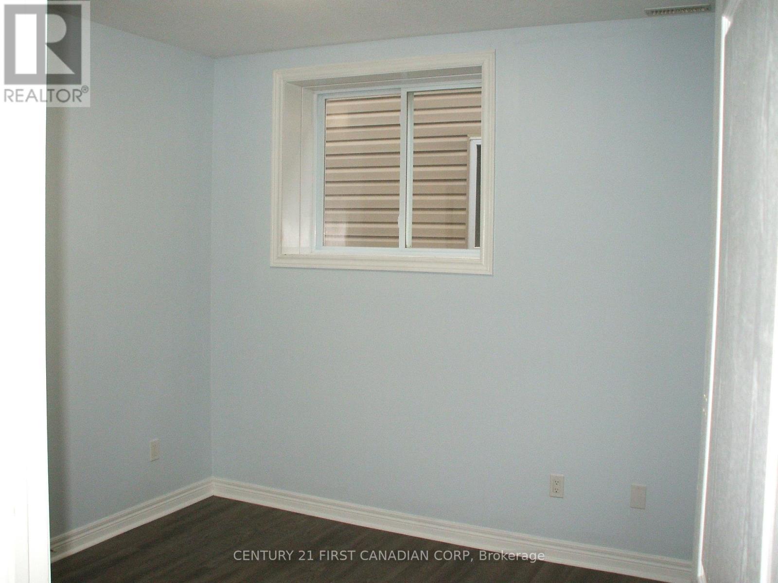 210 Ewart St, Strathroy-Caradoc, Ontario  N7G 4G6 - Photo 7 - X8204730