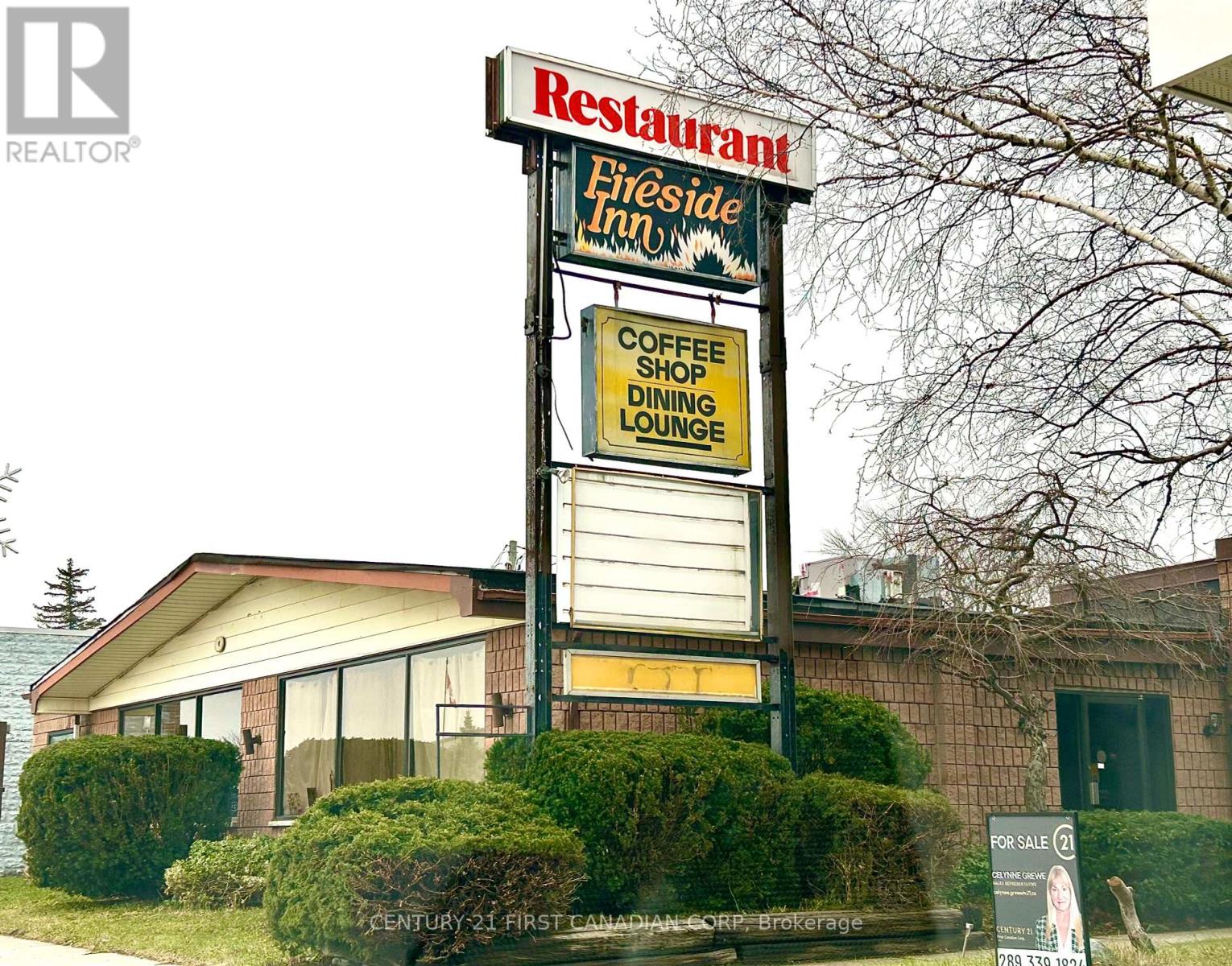 93 Main St, Lambton Shores, Ontario  N0M 2N0 - Photo 2 - X8204966
