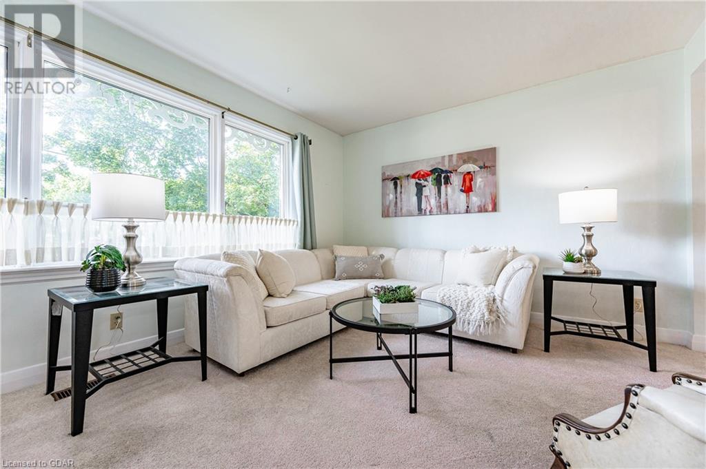 27 Vancouver Drive, Guelph, Ontario  N1E 2E7 - Photo 12 - 40565671