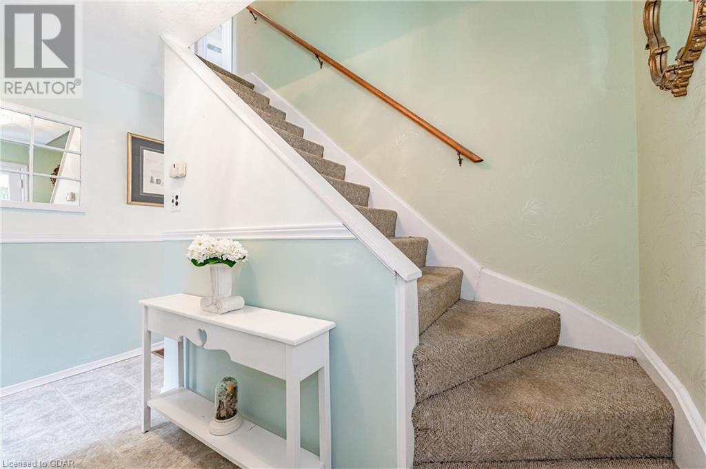 27 Vancouver Drive, Guelph, Ontario  N1E 2E7 - Photo 28 - 40565671