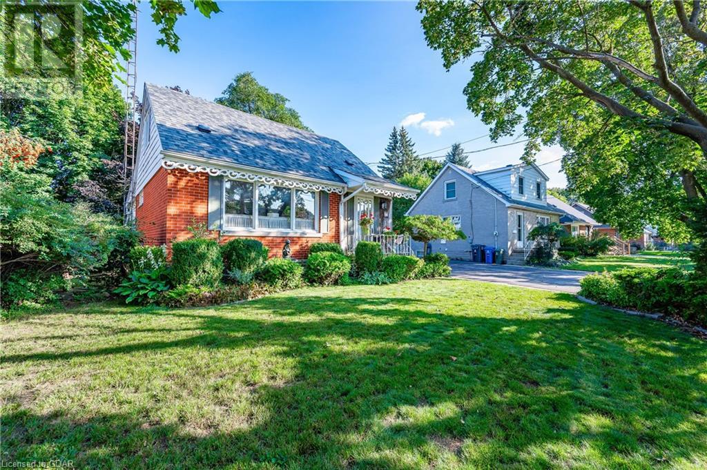 27 Vancouver Drive, Guelph, Ontario  N1E 2E7 - Photo 3 - 40565671