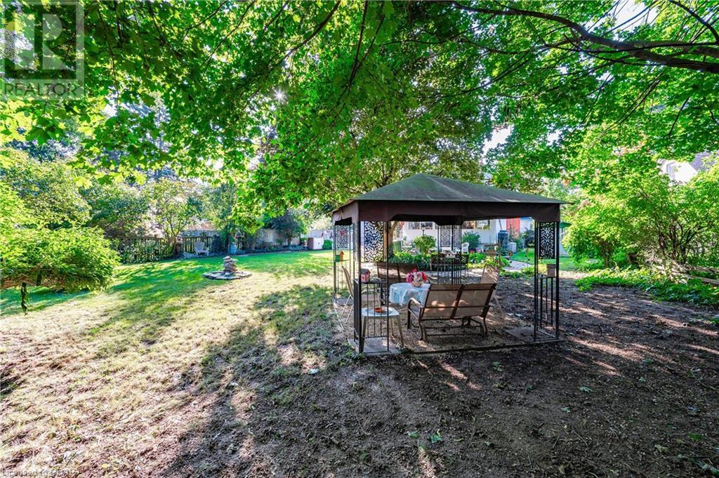 27 Vancouver Drive, Guelph, Ontario  N1E 2E7 - Photo 37 - 40565671