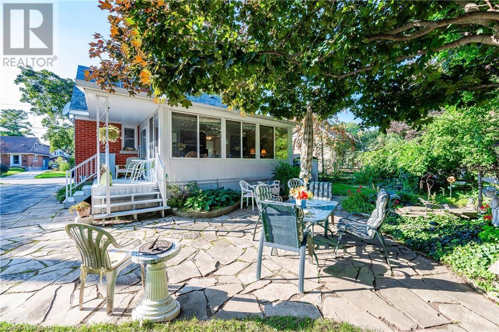 27 Vancouver Drive, Guelph, Ontario  N1E 2E7 - Photo 41 - 40565671