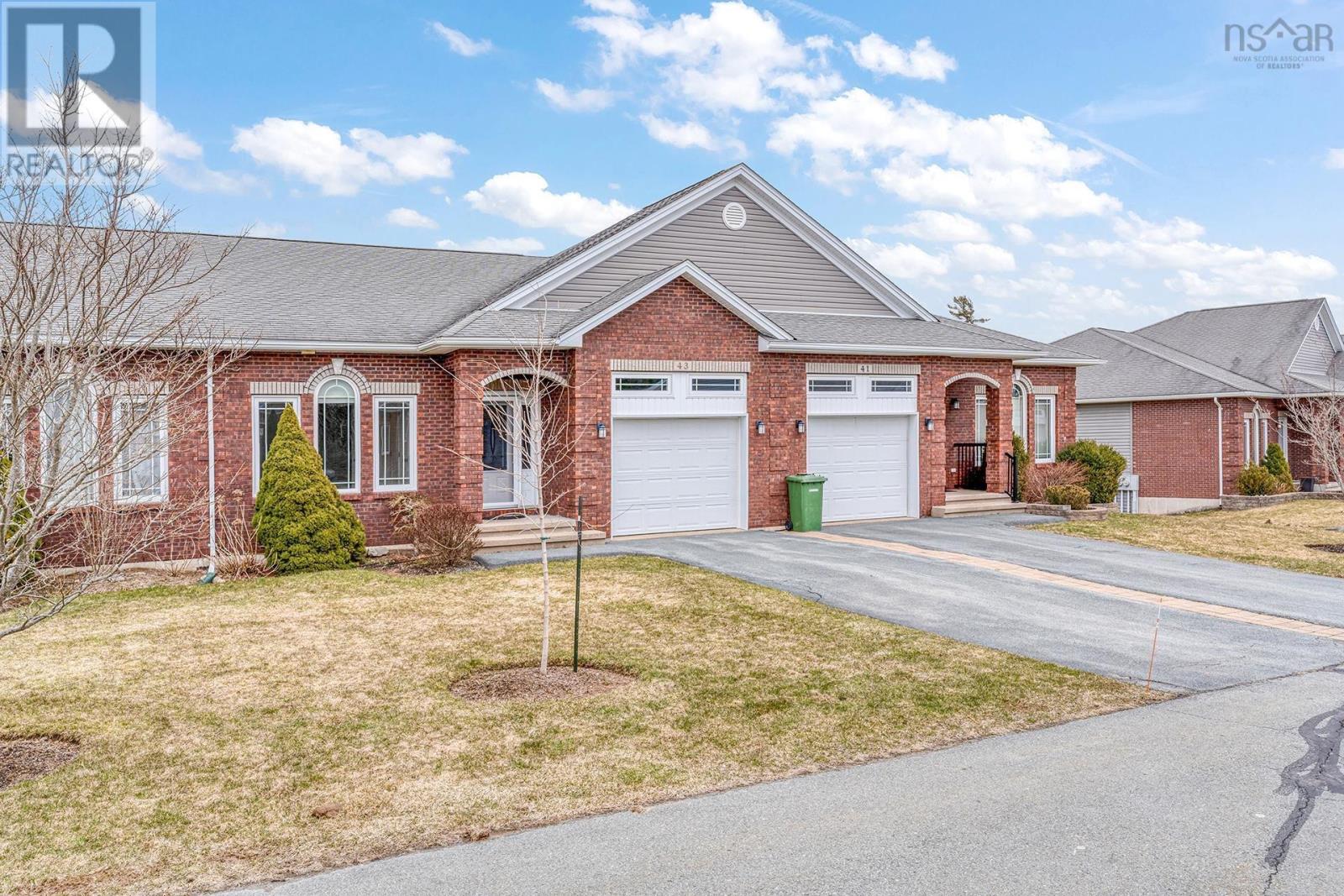 43 Kirkwood Court, Bedford, Nova Scotia  B4A 0A9 - Photo 2 - 202406094