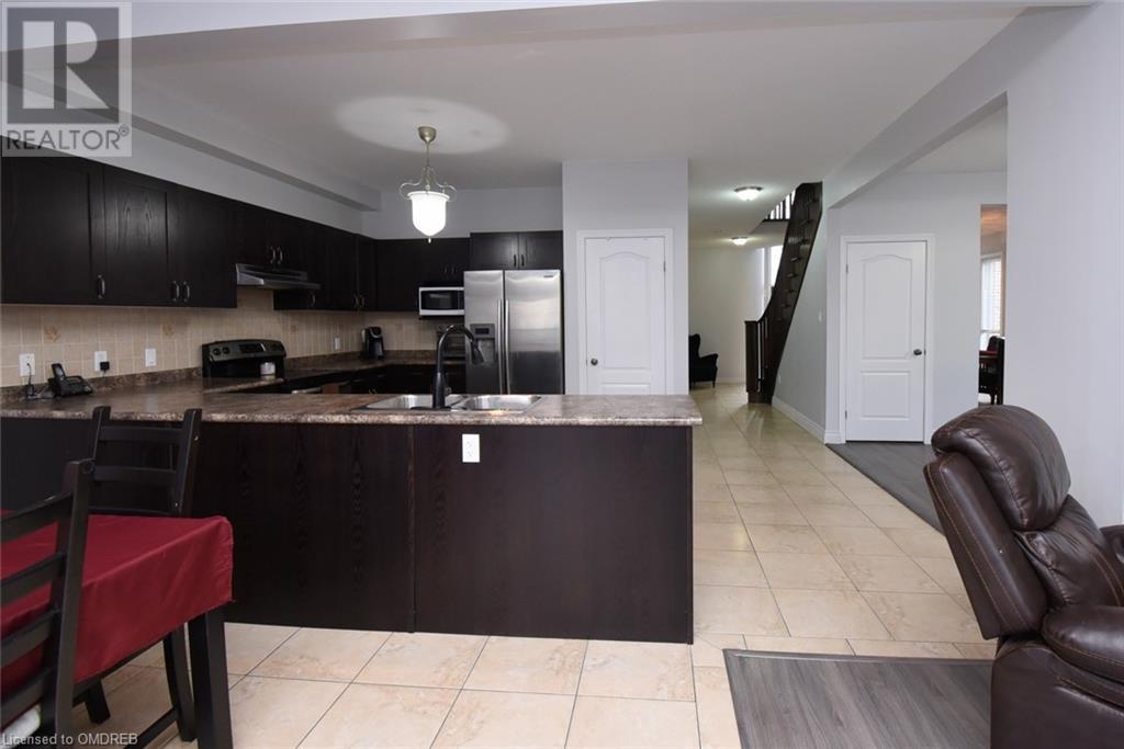 205 Lorenzo Drive, Hamilton, Ontario  L9A 0A1 - Photo 10 - 40564962