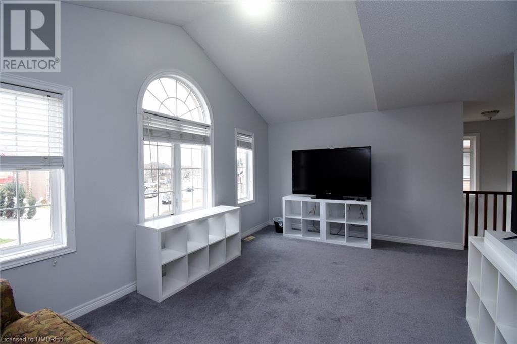 205 Lorenzo Drive, Hamilton, Ontario  L9A 0A1 - Photo 17 - 40564962