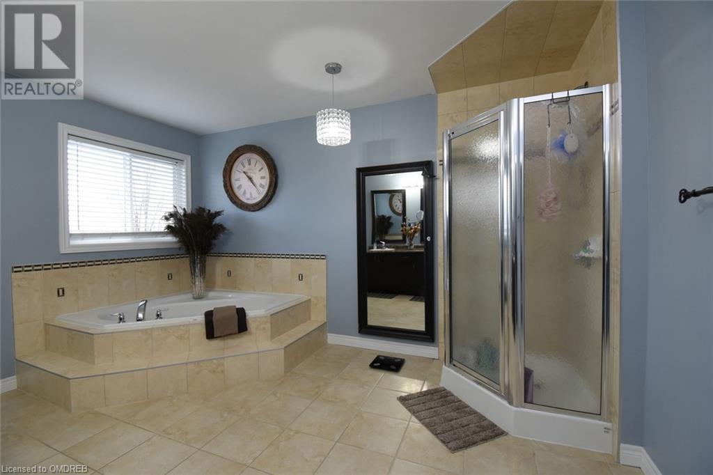 205 Lorenzo Drive, Hamilton, Ontario  L9A 0A1 - Photo 36 - 40564962