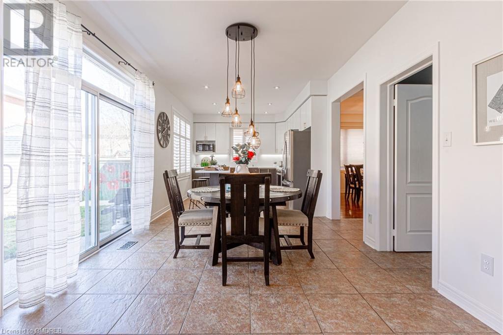 2256 Lapsley Crescent, Oakville, Ontario  L6M 4V1 - Photo 15 - 40565456
