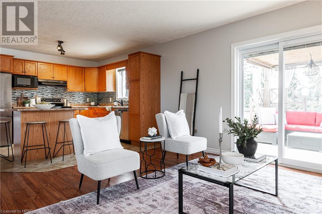 396 Dufferin Street, Stratford, Ontario  N5A 8B3 - Photo 18 - 40554308