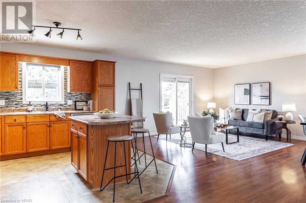 396 Dufferin Street, Stratford, Ontario  N5A 8B3 - Photo 10 - 40554308