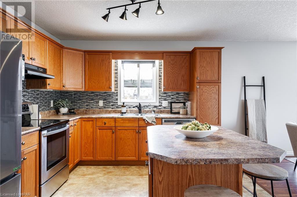 396 Dufferin Street, Stratford, Ontario  N5A 8B3 - Photo 11 - 40554308