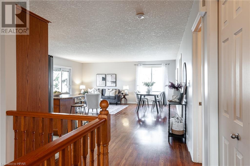 396 Dufferin Street, Stratford, Ontario  N5A 8B3 - Photo 7 - 40554308