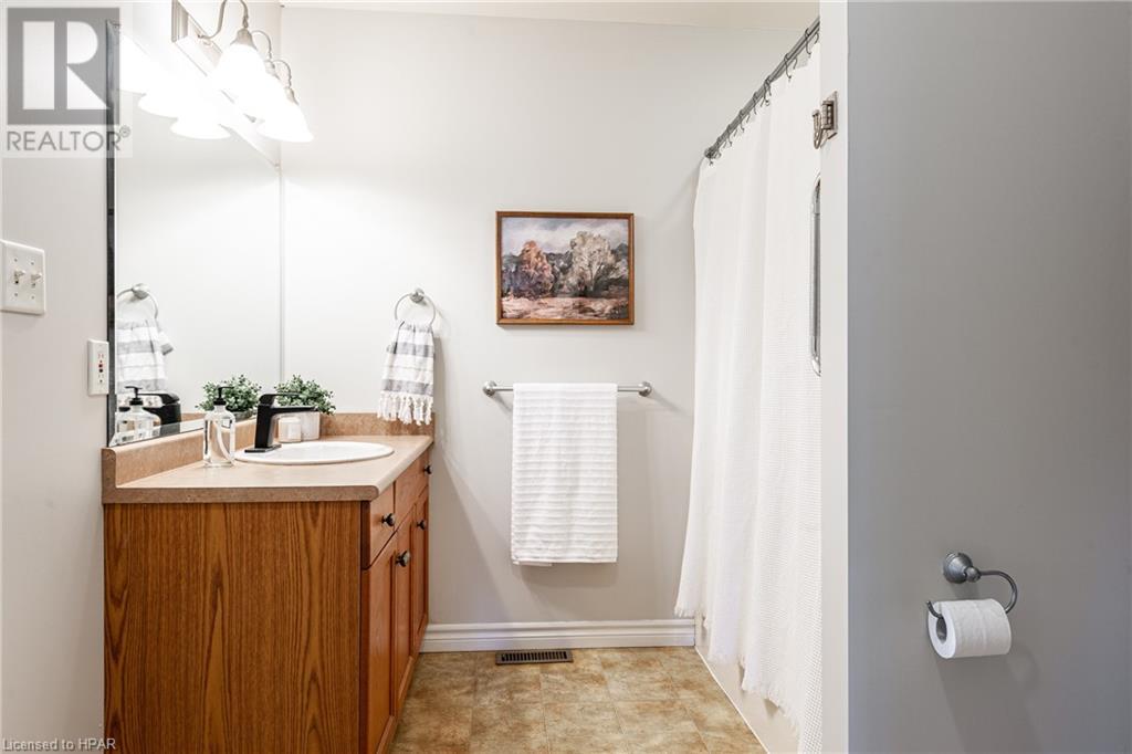 396 Dufferin Street, Stratford, Ontario  N5A 8B3 - Photo 26 - 40554308