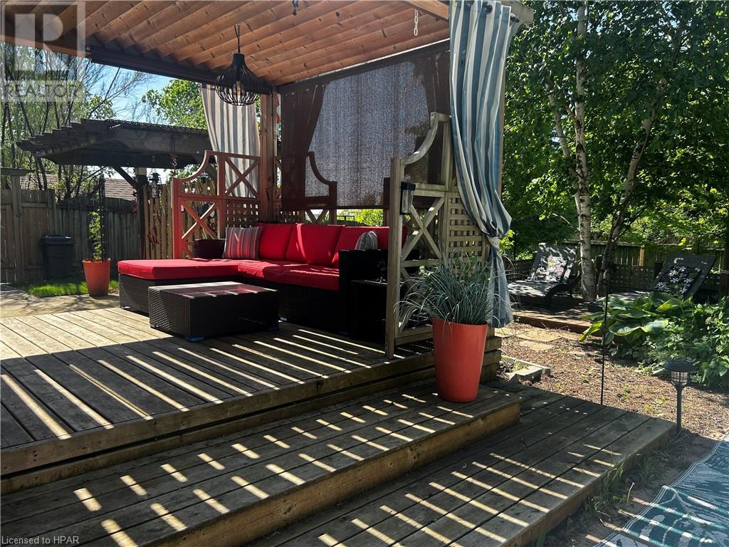 396 Dufferin Street, Stratford, Ontario  N5A 8B3 - Photo 42 - 40554308