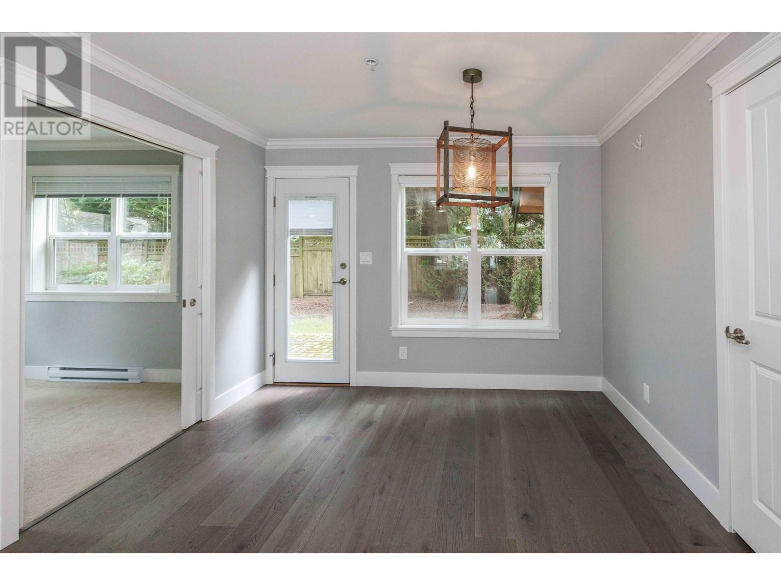 106 518 Shaw Road, Gibsons, British Columbia  V0N 1V8 - Photo 10 - R2866797