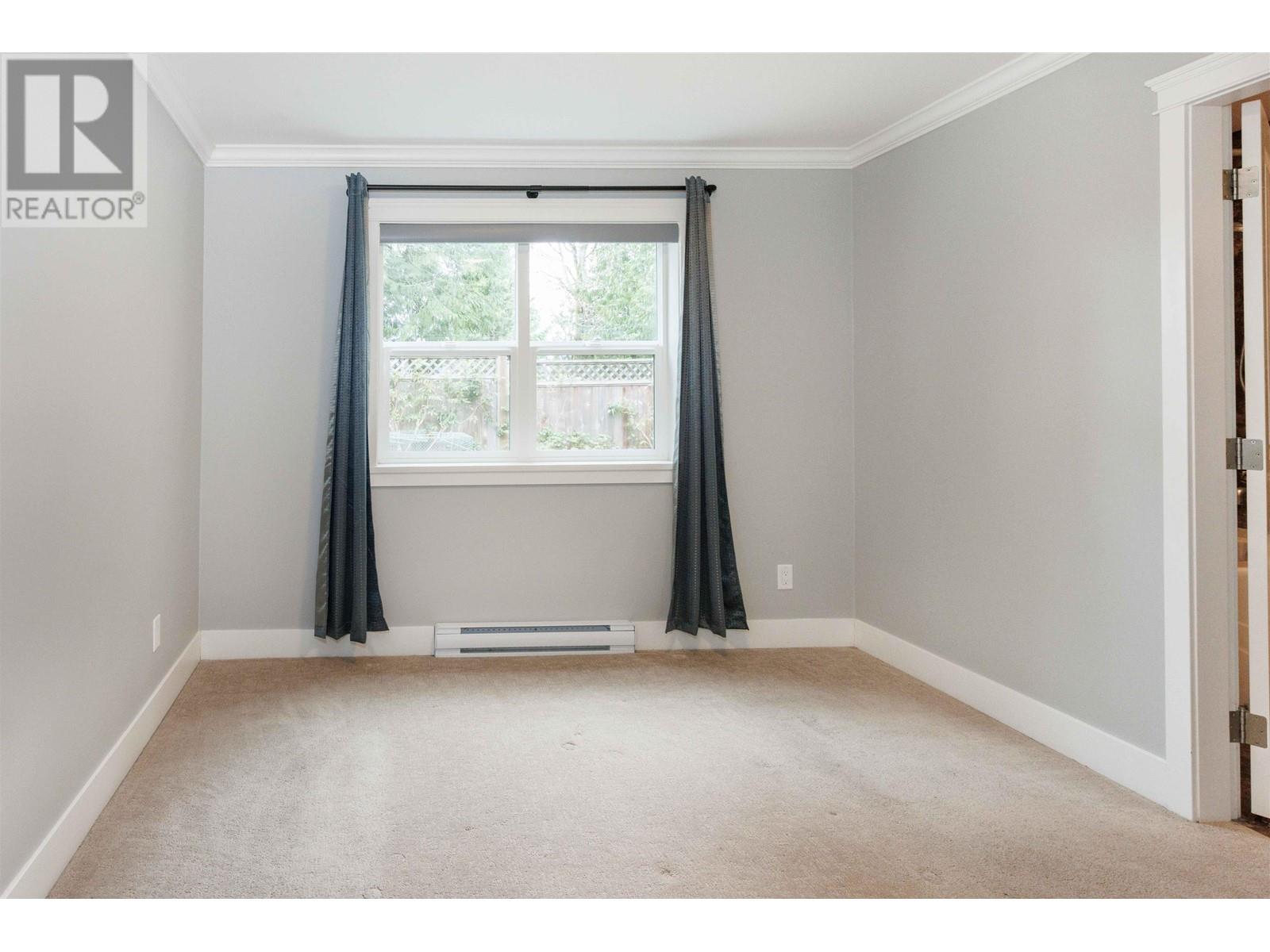 106 518 Shaw Road, Gibsons, British Columbia  V0N 1V8 - Photo 4 - R2866797