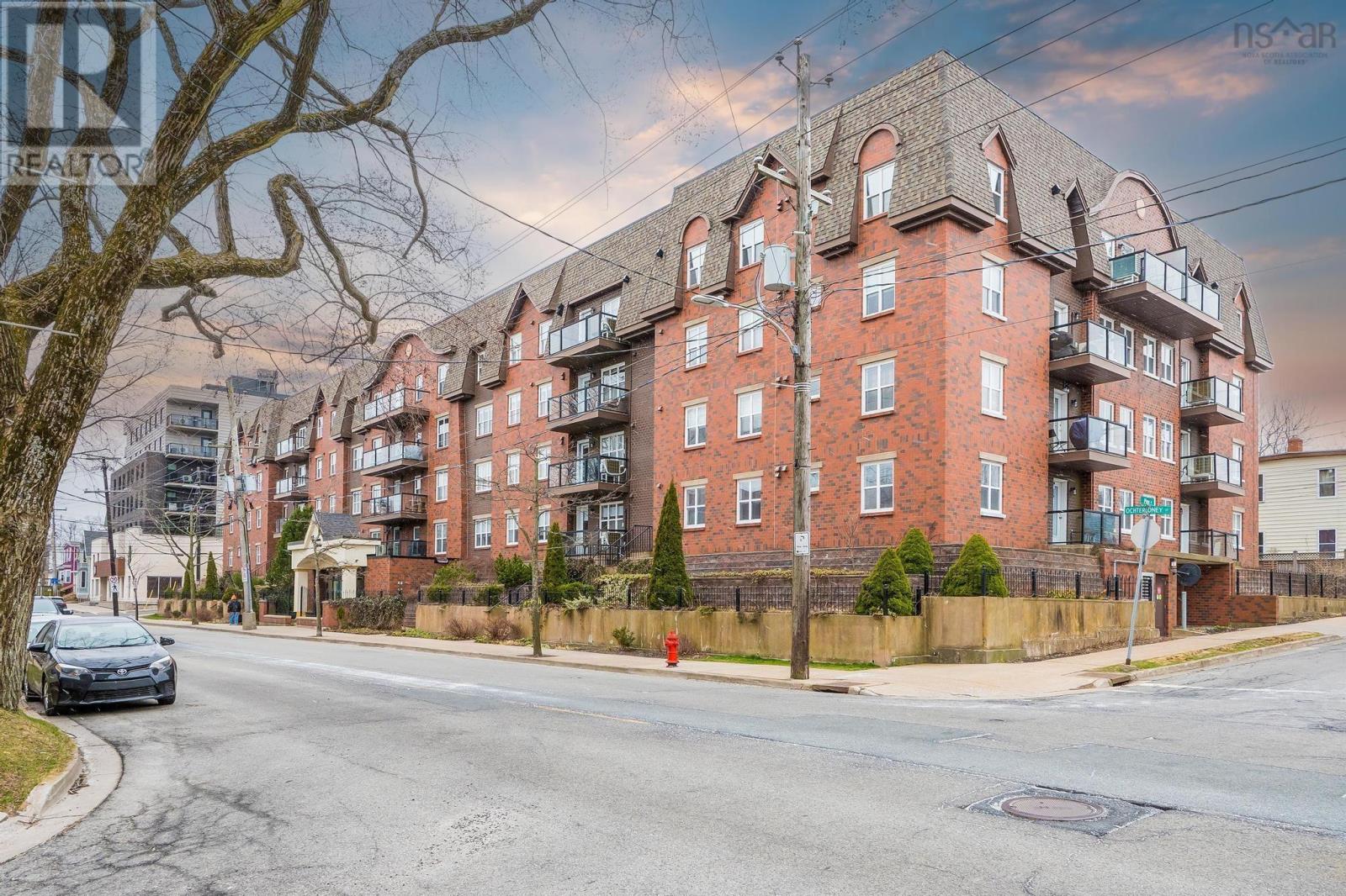 403 115 Ochterloney Street, Dartmouth, Nova Scotia  B2Y 4W8 - Photo 1 - 202406290