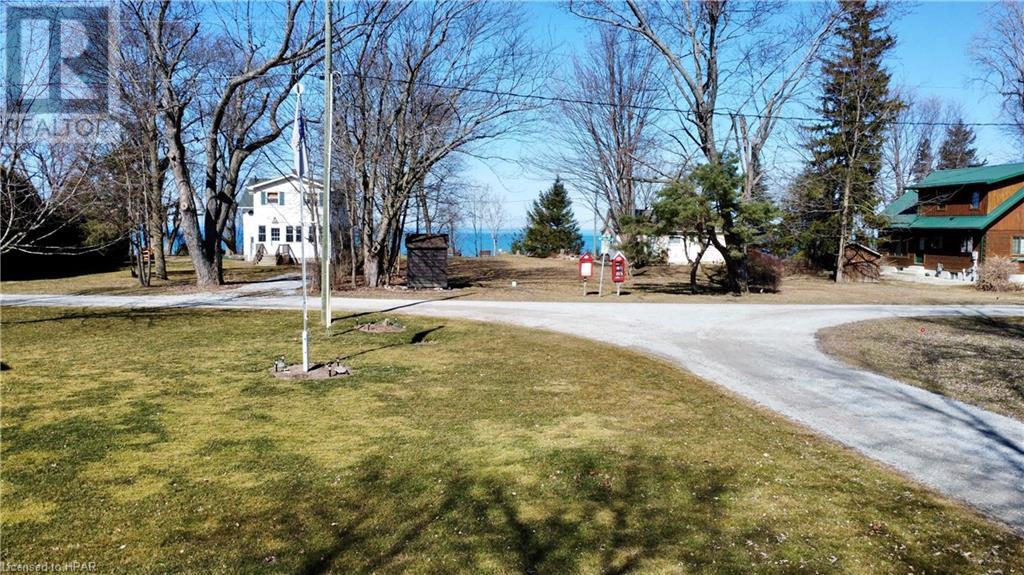 7811 Ken Street, Plympton-Wyoming, Ontario  N0N 1J6 - Photo 2 - 40567018