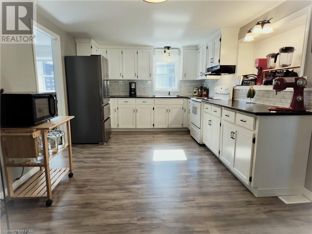 7811 Ken Street, Plympton-Wyoming, Ontario  N0N 1J6 - Photo 22 - 40567018