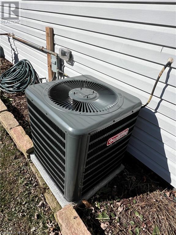 7811 Ken Street, Plympton-Wyoming, Ontario  N0N 1J6 - Photo 32 - 40567018