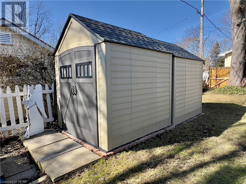 7811 Ken Street, Plympton-Wyoming, Ontario  N0N 1J6 - Photo 33 - 40567018