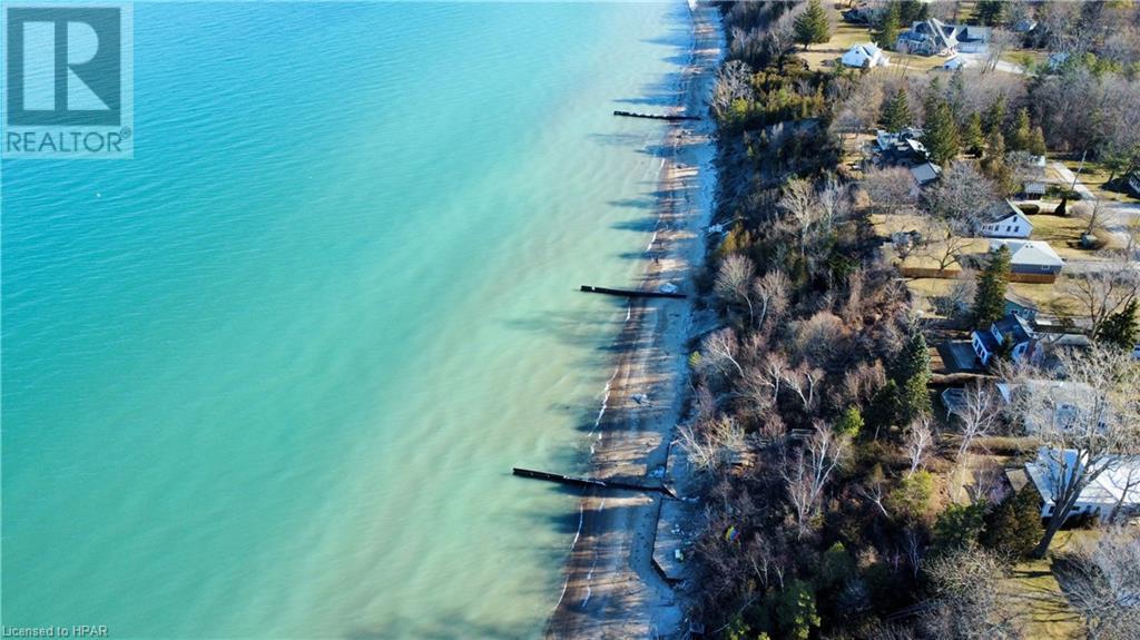 7811 Ken Street, Plympton-Wyoming, Ontario  N0N 1J6 - Photo 4 - 40567018