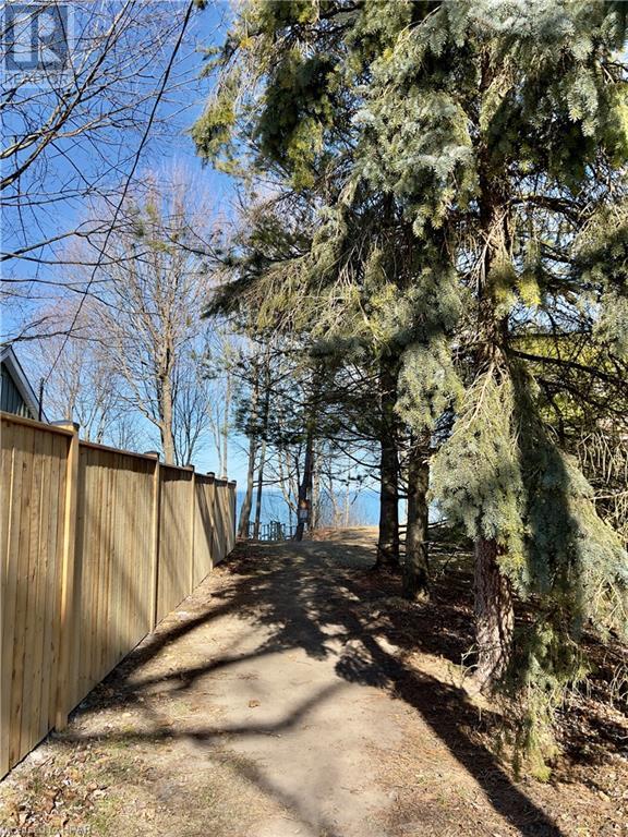 7811 Ken Street, Plympton-Wyoming, Ontario  N0N 1J6 - Photo 8 - 40567018