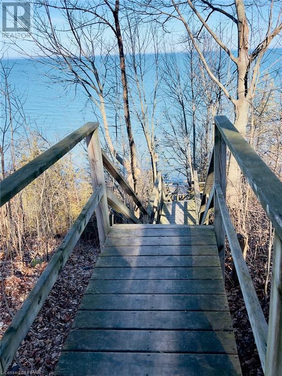 7811 Ken Street, Plympton-Wyoming, Ontario  N0N 1J6 - Photo 9 - 40567018